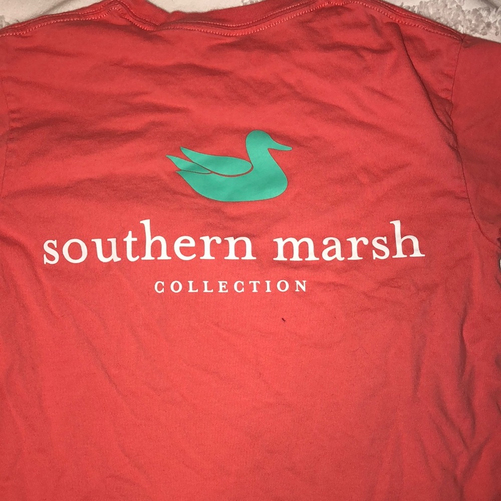 Coral pink, size youth large Southern Marsh shirt
